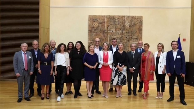 El Grupo de 20 expertos, del que forma parte una responsable de SPRI, presenta el modelo industrial europeo para 2030