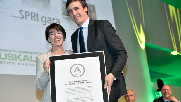 SPRI y SPRILUR consiguen las A de Plata y de Bronce, respectivamente, a la Gestión Avanzada