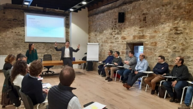 Iraurgi Berritzen: En marcha los Desayunos Tecnológicos Ikasiz 4.0