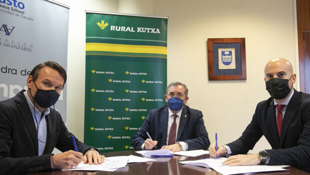 Apoyo al talento joven y a las empresas familiares de Gipuzkoa