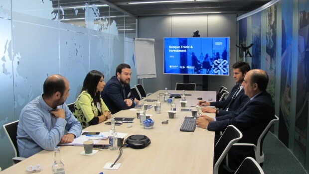 Basque Trade recibió en Bilbao al Gobernador de ‘La Araucania’, una de las dieciséis regiones de Chile