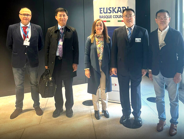 AVIC CHina OEM Empresas Aeronáutica