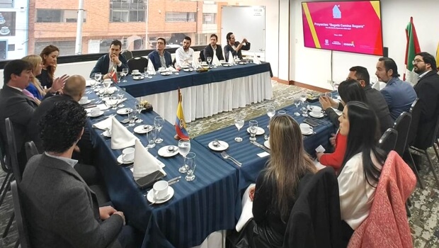 Empresas vascas exploran oportunidades vinculadas a la transformación urbana de Bogotá