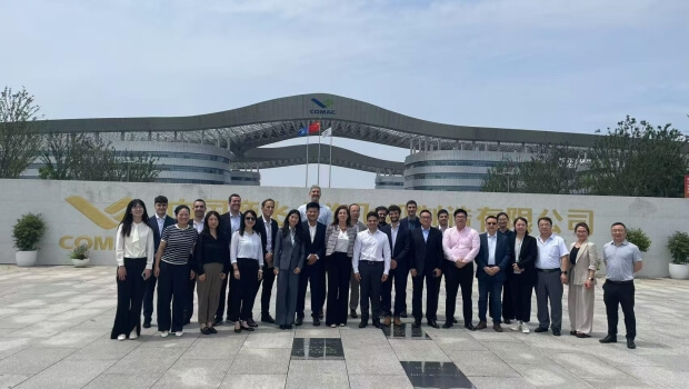 El sector aeronáutico vasco viaja a China para explorar de cerca el mercado asiático