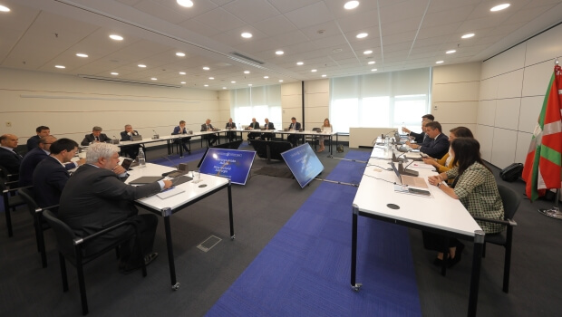 Gobierno Vasco y empresas siderúrgicas se unen para apoyar al sector frente a los aranceles