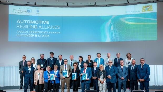 Euskadi  liderra  da  automobilgintzako  eskualdeen  aliantzan,  eta  ibilbide-orri  berri  bat  eskatu  du