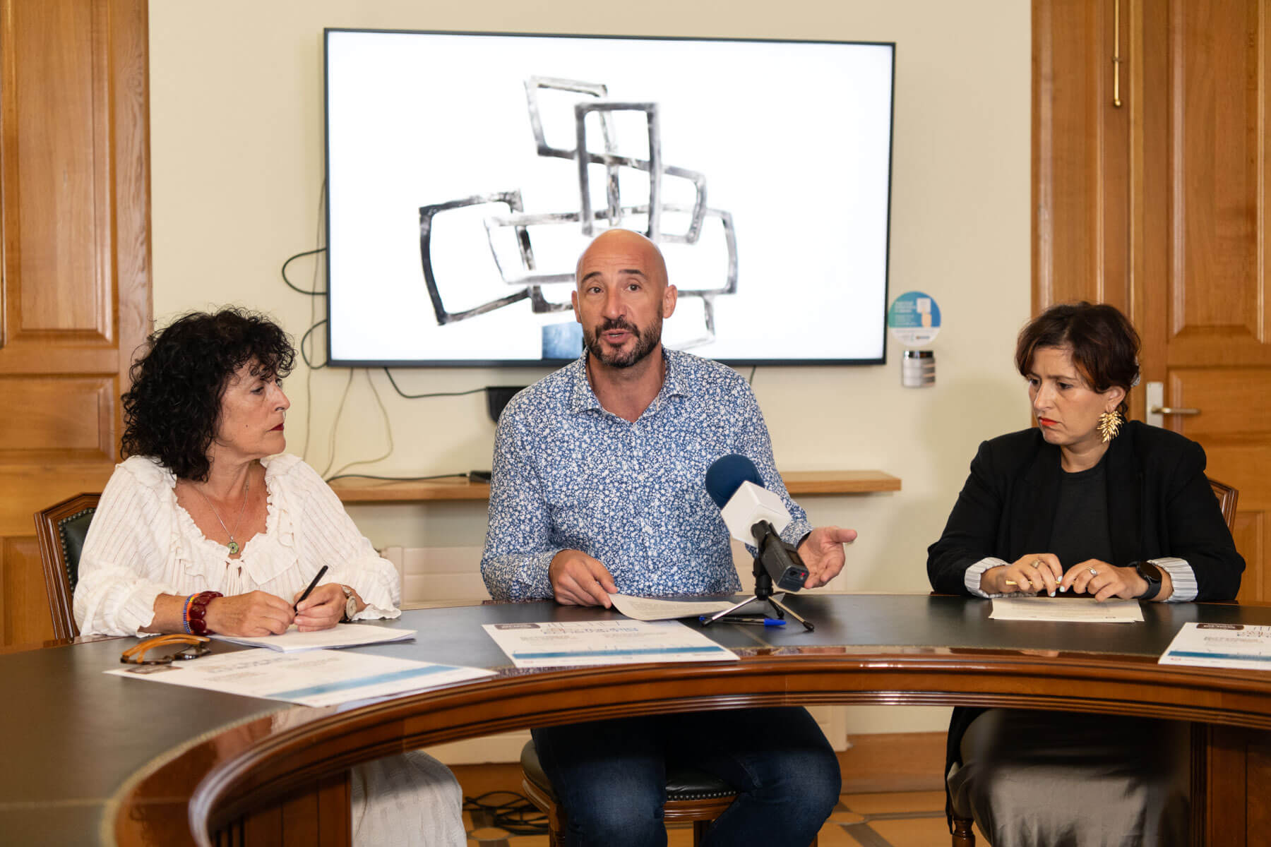 Premios Toribio Echevarría