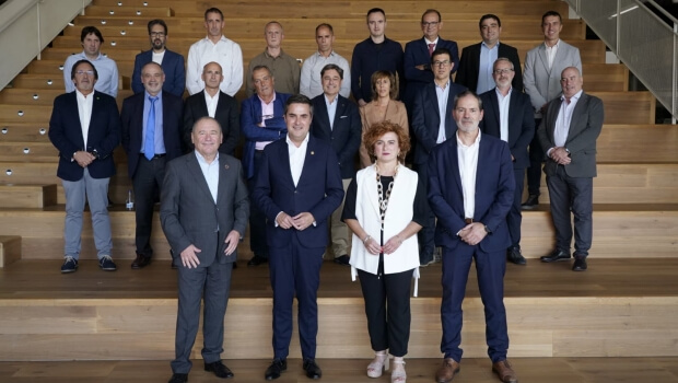 Eusko  Jaurlaritzak  eta  KONFEKOOPek  euskal  industria-kooperatibismoarekin  kontrastatu  dute  Euskadi  2030  Industria  Plana