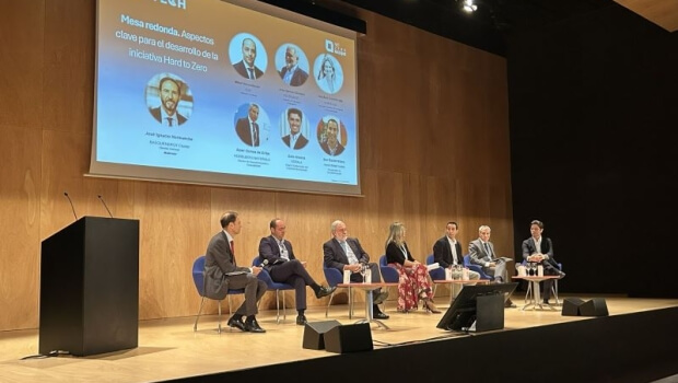 El desarrollo de tecnologías del hidrógeno verde centra el Foro de Descarbonización de la industria vasca