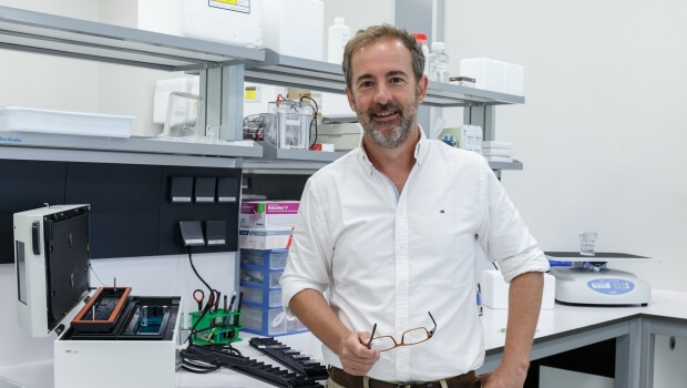 Hawk  Biosystems-ek  doitasunezko  diagnostiko  onkologikoaren  eredu  berri  bat  bultzatzen  du  Euskaditik