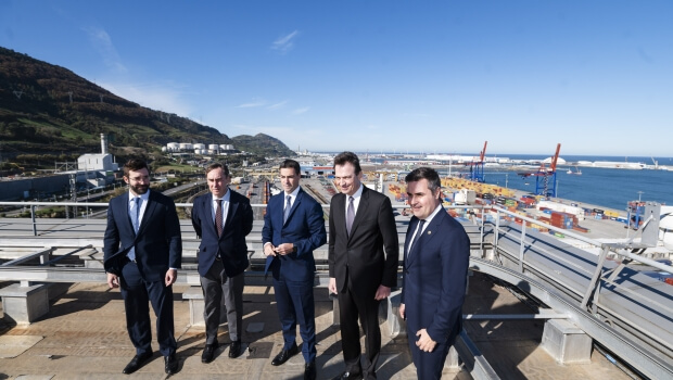 Euskadi refuerza su apuesta por una “mejor industria, más industria y menos emisiones” con el despliegue de la Red Troncal de Hidrógeno