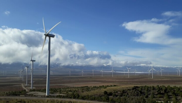 Aerobladeko  langileen  % 52  emakumezkoak  dira  dagoeneko