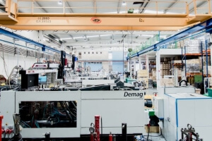 Plásticos  Lezo,  plastikoaren  industrian  piezetarako  hornitzaile  estrategiko  bihurtutako  familia-tailerra