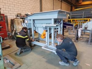 Eralki  Engineeringek  bibrazio-makineriaren  diseinuan,  fabrikazioan  eta  ezarpenean  oinarritutako  industria-eredua  sendotu  du