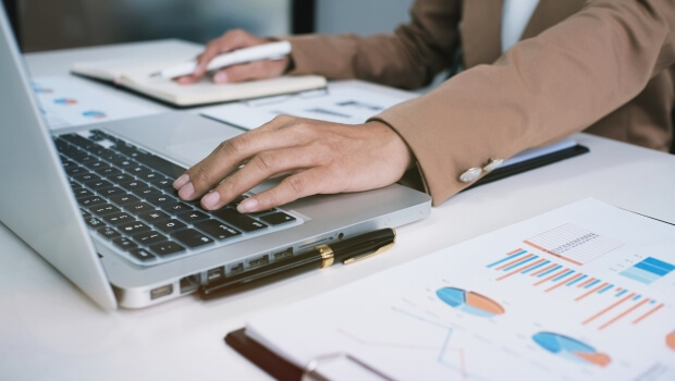 Japoniak  bere  hidrogeno-estrategia  sustatu  du  energia-segurtasuna  eta  industria-lidergoa  sendotzeko  asmoz