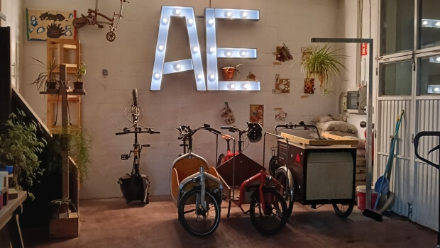 El Taller del Oso Zurdo diseña y fabrica soluciones expositivas únicas desde Vitoria