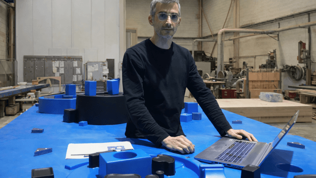 Polistmodel,  berrogei  urteko  familia-tradizioa  eta  teknologia  aurreratua  galdaketarako  ereduen  fabrikazioan