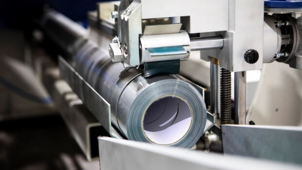 Ubis,  produkzioaren  % 70  esportatzen  duen  zinta  itsasgarrien  fabrikatzailea