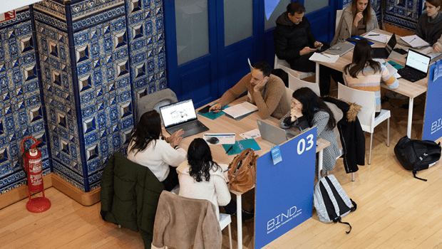 El Gobierno impulsa la colaboración de 20 pymes vascas referentes en la industria con startups tecnológicas de todo el mundo
