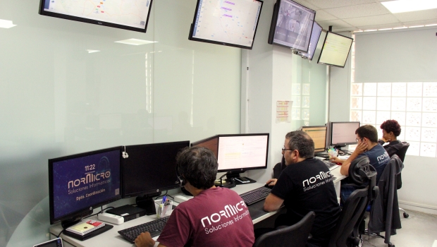 Normicro:  konponketa  elektronikoko  tailerretik  adimen  artifizialaren  arora